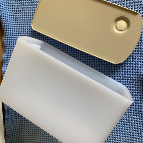 NEW Tupperware Four Shelf Smart Storage Containers Set Beige Lids Free Scoop - Picture 6 of 11